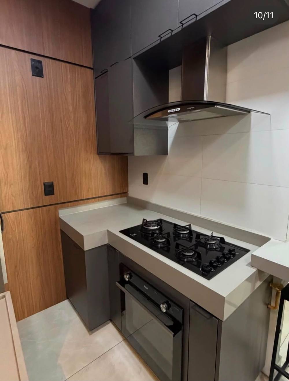 Foto 5 de Apartamento reformado e porteira fechada no coração do Leblon