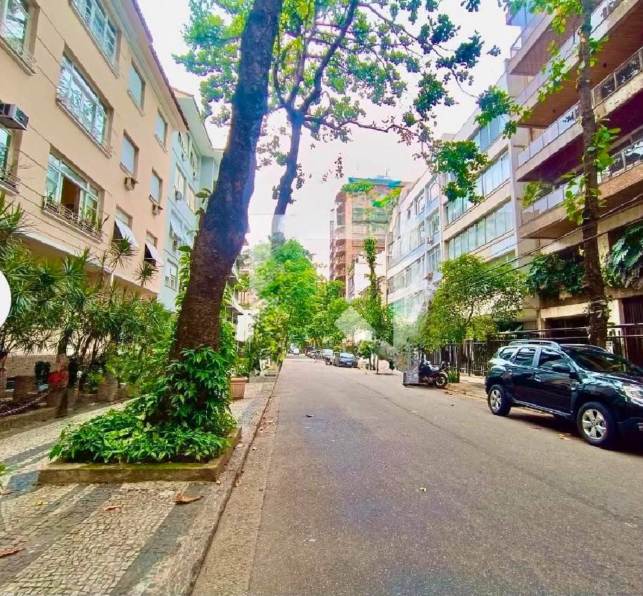 Foto 20 de Apartamento reformado e porteira fechada no coração do Leblon